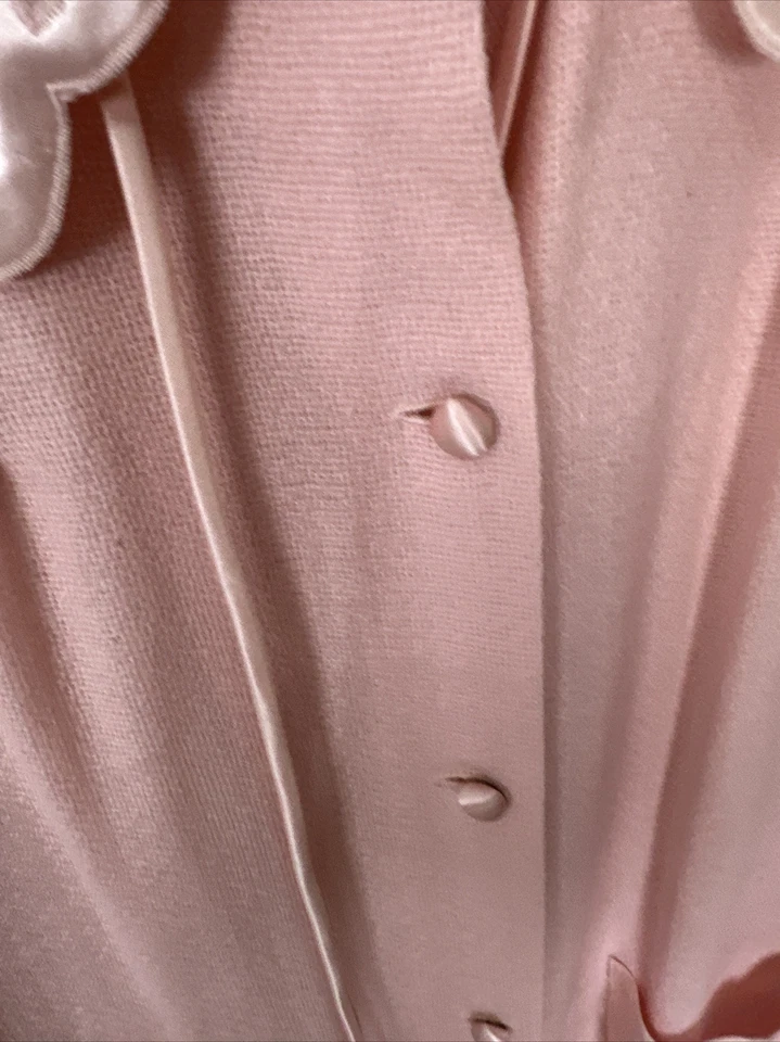 Bata Columpio Rosa Vintage Abotonada Cuello Peter Pan Manga 3/4 Lujo Foto 2 de 4