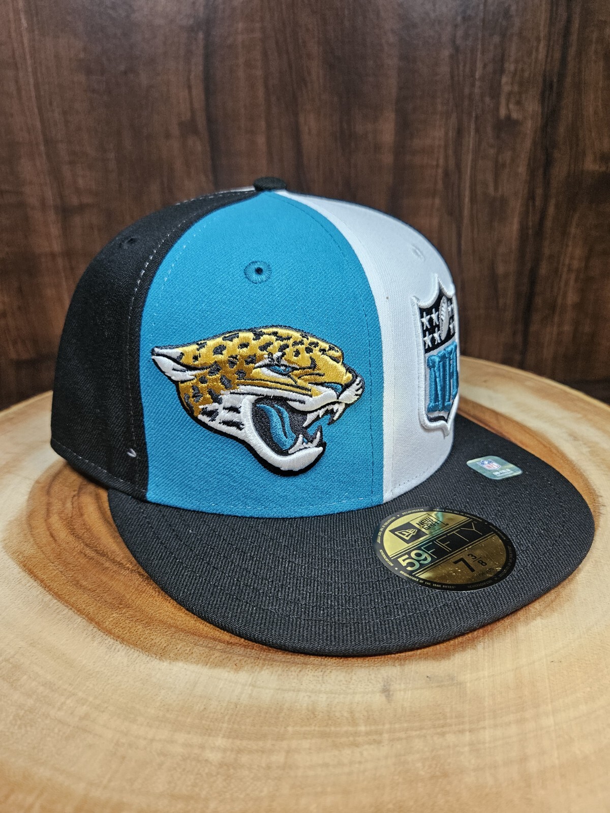 Jacksonville Jaguars New Era 59Fifty Fitted Hat Cap Size 7 3/8 Pinwheel NFL
