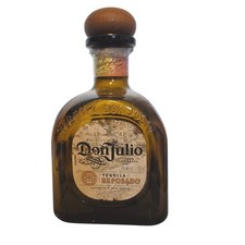 Botella vacía de tequila Don Julio reposado 750 ml con tapón de madera coleccionable