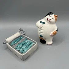 Clay Art Cat & Sardine Can Salt & Pepper Shakers R 58
