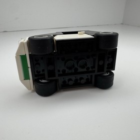 Retired LEGO CITY: Small Car (3177); 100% Complete w/o Manual & Box