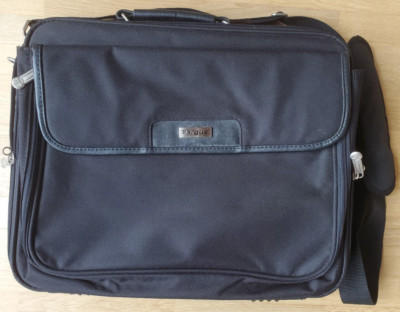 #B418, Gebrauchte ''Targus'' Laptoptasche, schwarz, ca. Maße 42 x 33 x 10 cm