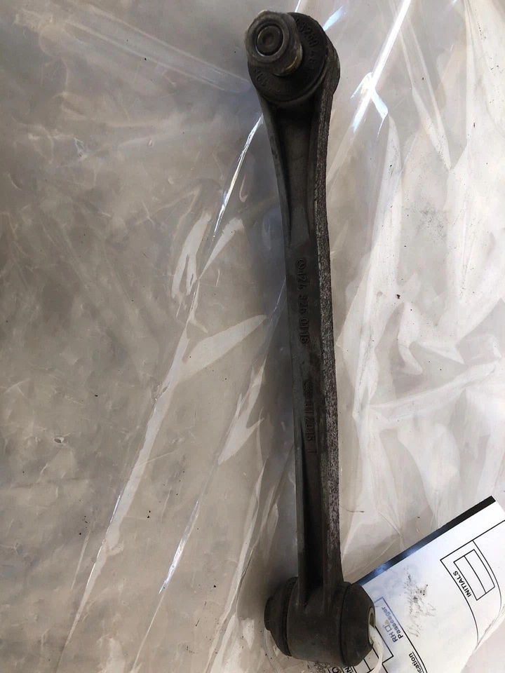 Mercedes Benz Clase C C230 1994-2007 brazo de control inferior trasero conductor izquierdo OEM Foto 4 de 4