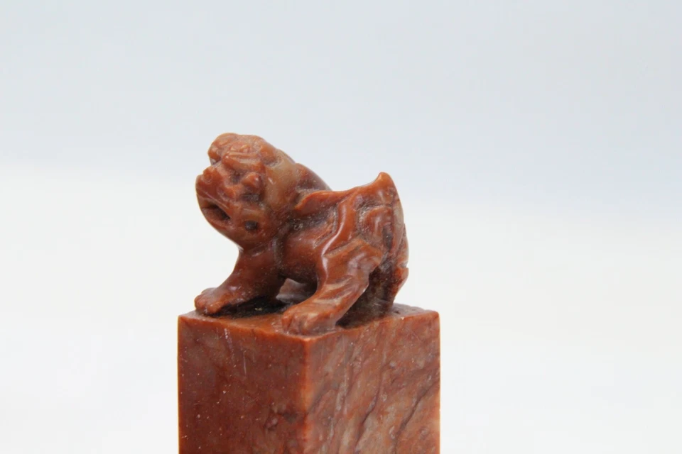 Jabonera tallada china foo perro picadora sello antiguo 2,8" H x 0,9" W x 0,9" D Foto 4 de 4