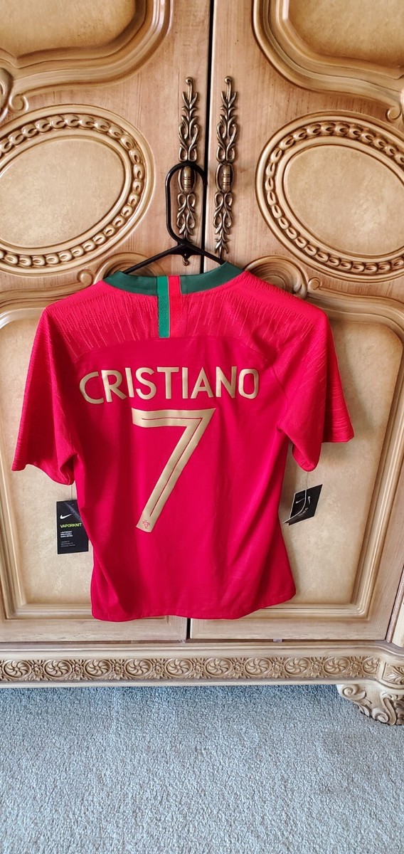 NIKE　ポルトガル代表　Vaporknit　ロナウド着用モデル Nike Vapor Portugal 2018 authentic home jersey; Ronaldo; Small