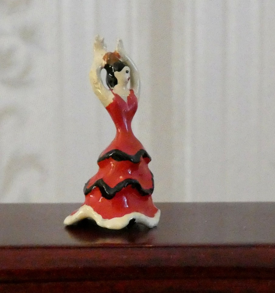 HANDPAINTED PEWTER ORNAMENT SPANISH LADY FLAMENCO DANCE 112th SCALE