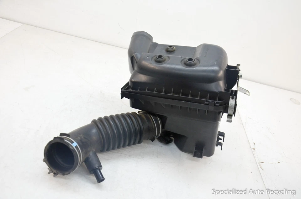 Toyota Corolla 2014 filtro de aire sedán 1,8 L Foto 2 de 4