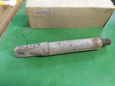 NOS TRACTOR PARTS  K962009 NUT fit DAVID BROWN 1200