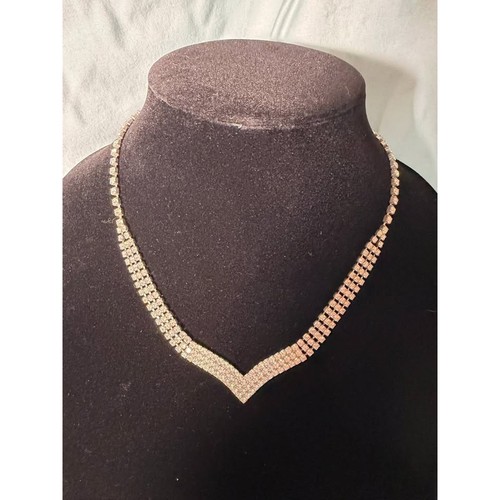 Vintage Rhinestone V-Shaped Necklace | Estate Find (MWL12)