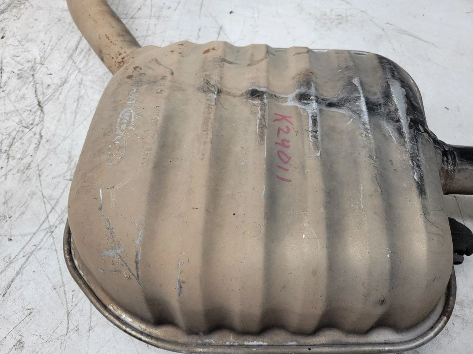 2016 2017 2018 2019 2020 KIA OPTIMA 2.4L REAR EXHAUST MUFFLER OEM 28710-D5000 - Image 2 of 4