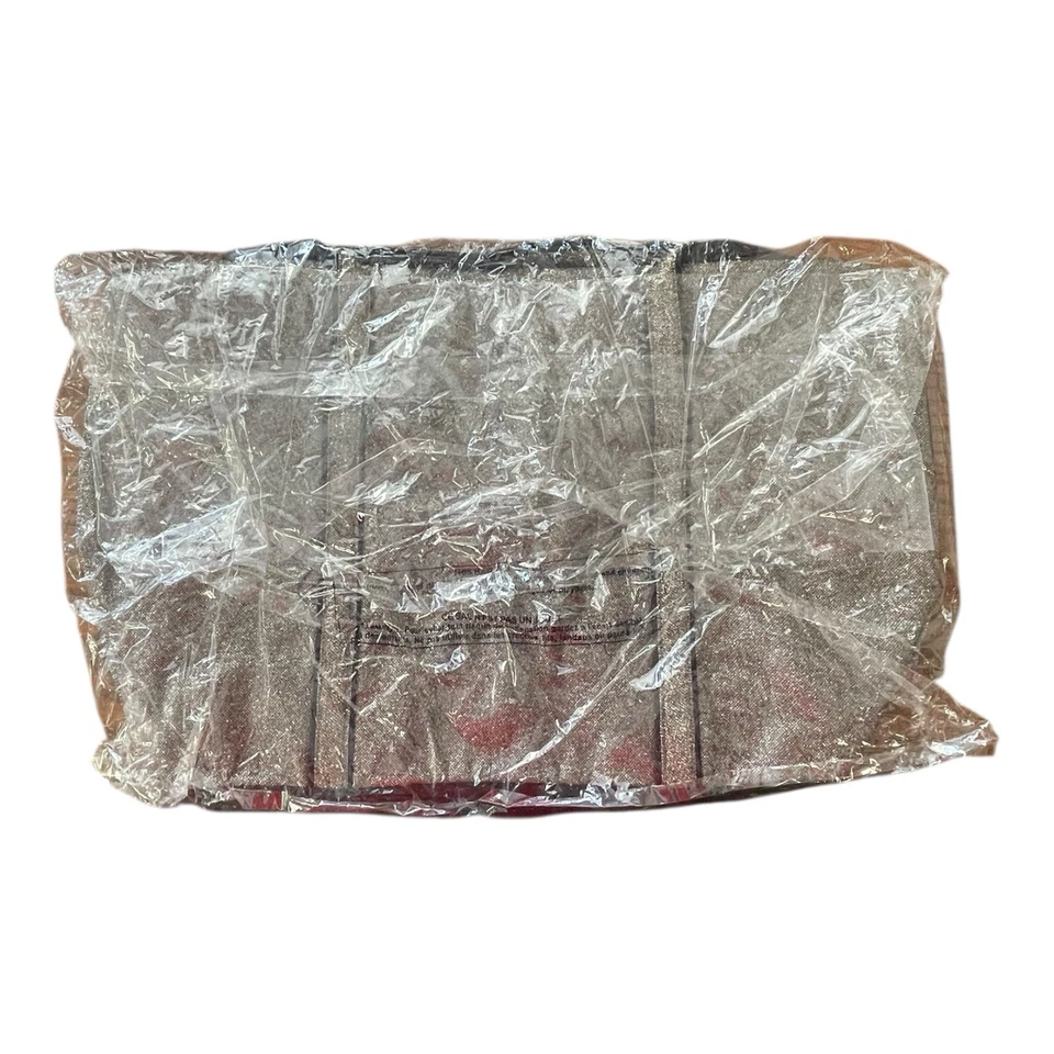 Bolso de Mano Victory Secret Dorado Metálico Brillante Suave Suave Informal Fin de Semana Foto 2 de 2