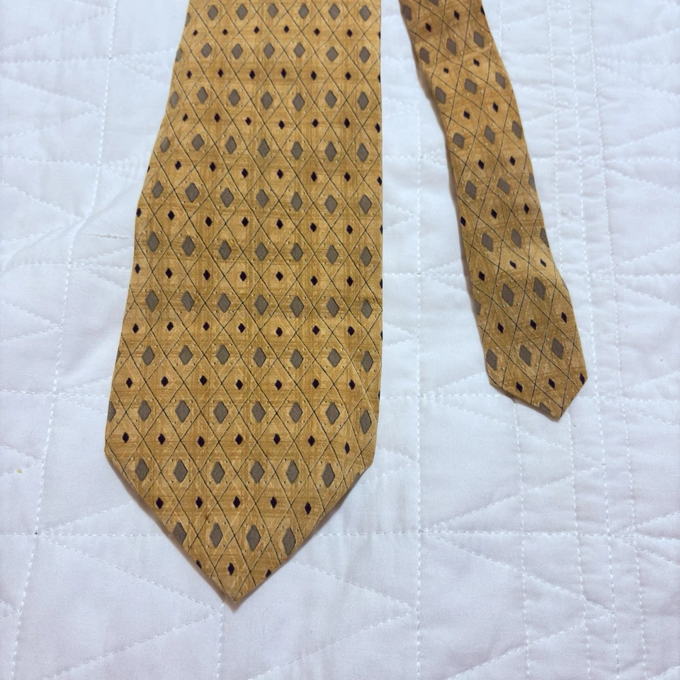 Cambridge Classics 100% Silk Tie — Printed in Italy, Made in USA - Image 4 of 4