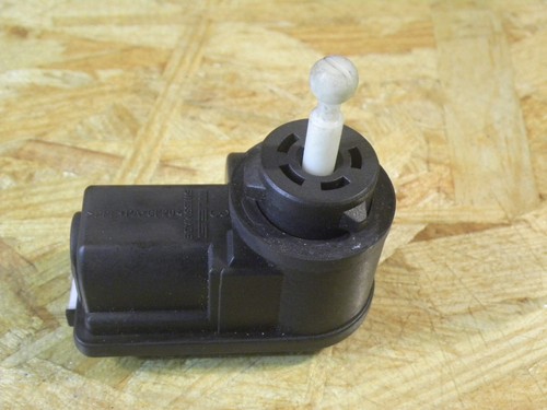 311915 Stellmotor Scheinwerfer links VW Golf IV (1J) 1J0941295B