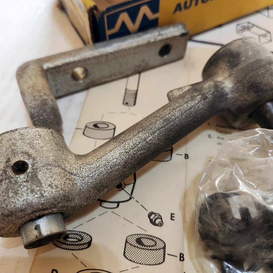 NORS 1967-1970 Ford Mustang Mercury Cougar Idler Arm K8161 MOOG Made In USA PAIR - Image 4 of 4