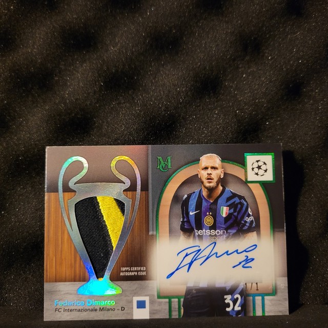 2024-25 Topps Museum Federico Dimarco Momentus Materials Jumbo Auto Emerald 1/1