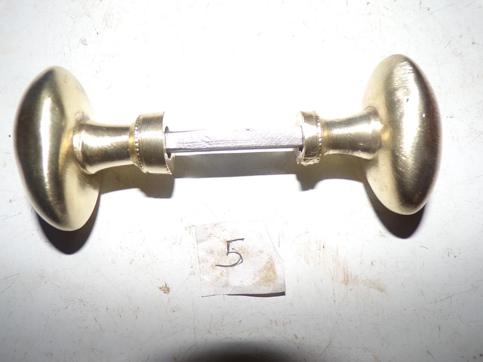 Poignées de porte anciennes en laiton - Photo 1/1