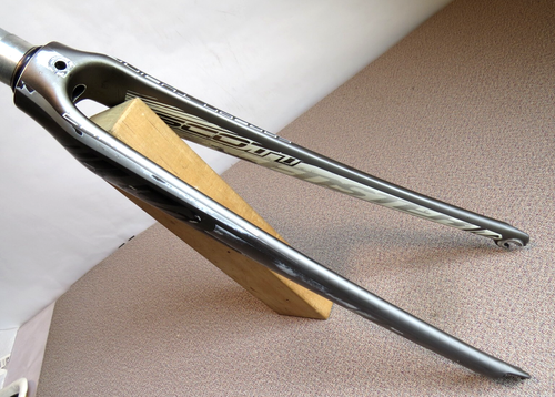 A Fine Scott Speedster 1-1/8"-Threadless 700c "Carbon Tubing" Road Race Fork - Picture 2 of 23