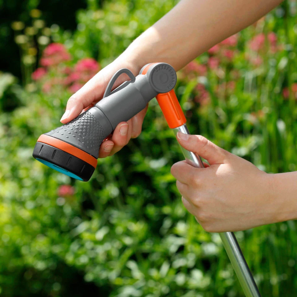 Gardena Comfort Adjustable Multi Water Spray Lance 900mm - Image 2 of 4