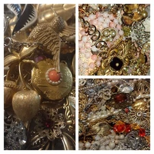 Craft Vintage Mod Jewelry Lot Treasures Bling Parts Repair Decor  BOX FULL