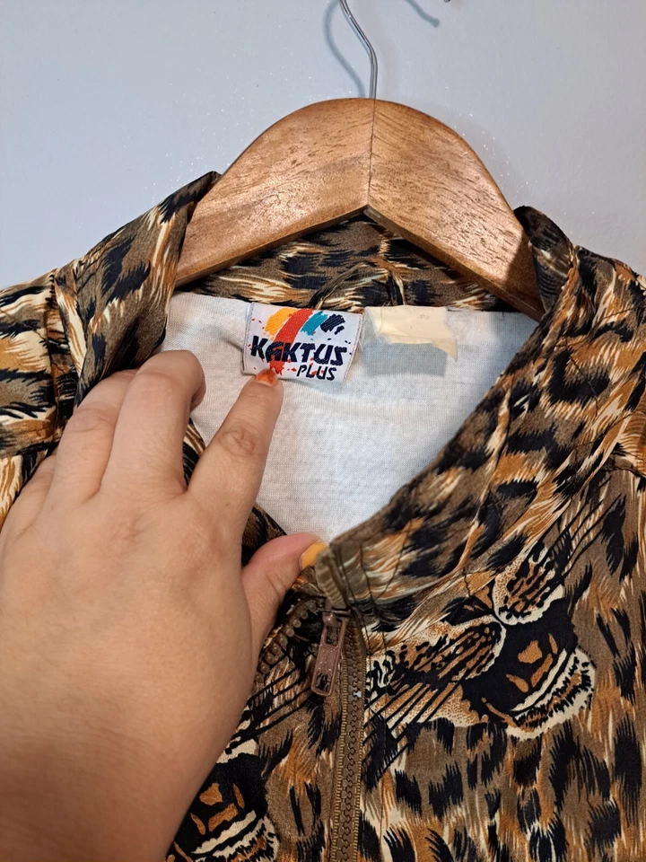 Chaqueta De Colección KAKTUS PLUS Estampado Animal Tigre Cremallera Completa Manga Larga 1X Bolsillos Foto 4 de 4
