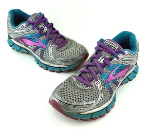brooks adrenaline womens 8.5