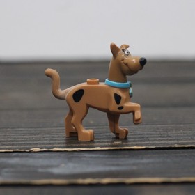 Lego Great Dane Scooby-Doo Dog 75904 Walking with Medium Azure Collar Minifigure