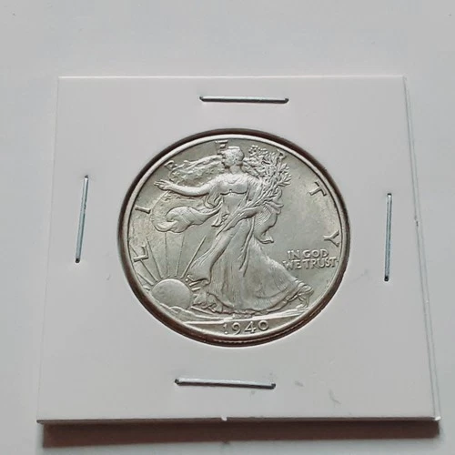 AU/BU?  1940  90% Silver Liberty Walking half Dollar!!    Nice coin!  A30