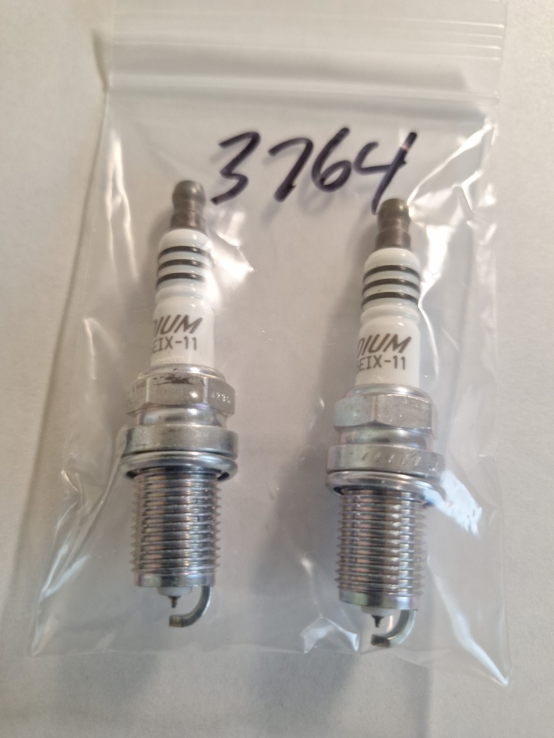 Pack Of 2 Genuine Iridium IX Spark Plugs.  3764 BKR6E1X-11 