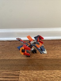 LEGO NEXO KNIGHTS: Macy's Bot Drop Dragon (70361)