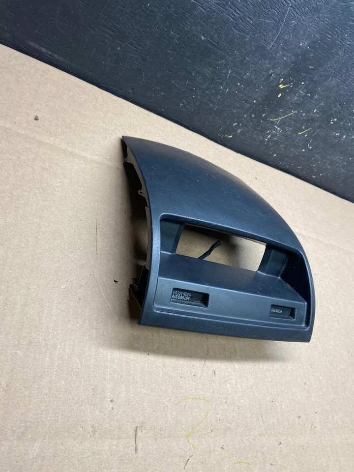 2004-2012 三菱 Galant 中心仪表板时钟边框装饰盖原始设备制造商 t4363 DG — 第 3/4 张图片