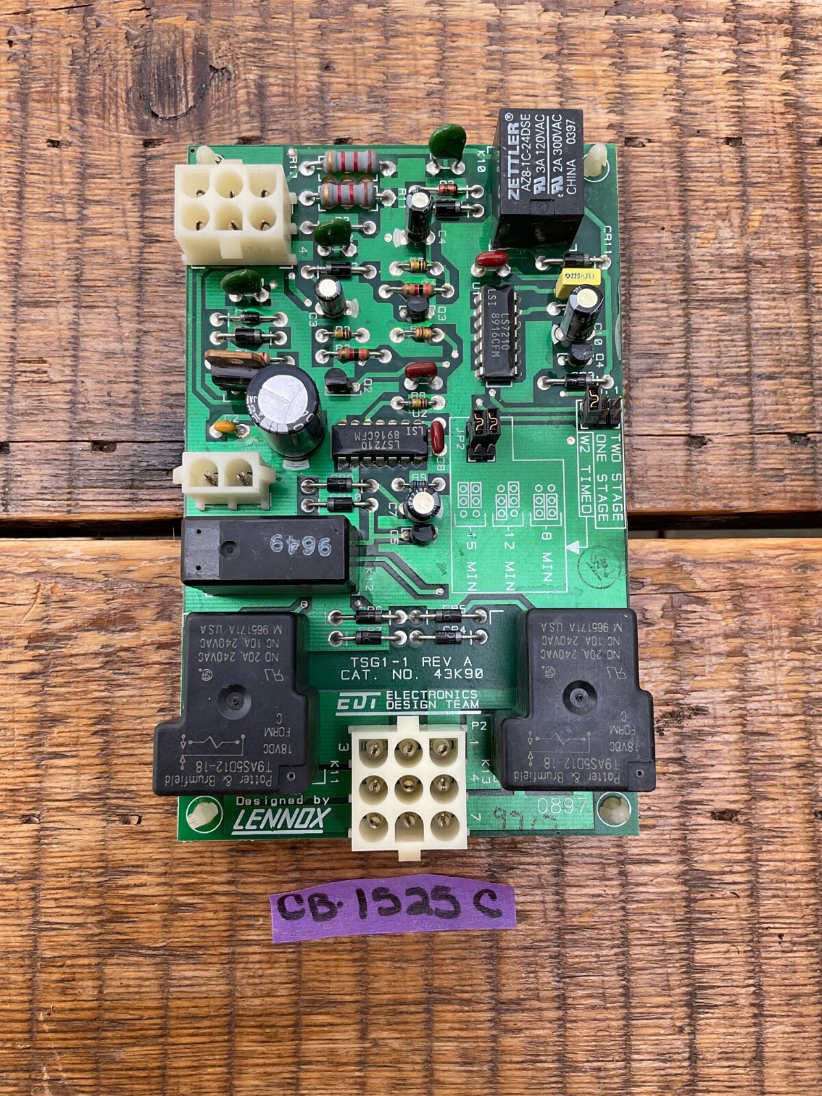Foto 6 di 7