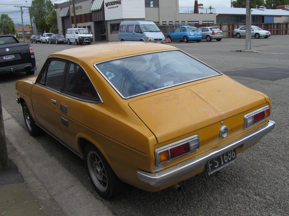 For Nissan DATSUN SUNNY 1200 KB110 COUPE Windshield WINDSCREEN SEAL RUBBER - Image 4 of 4