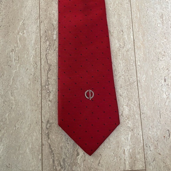 Cravatta tuta Yves Saint Laurent 100% seta a pois rosso formale