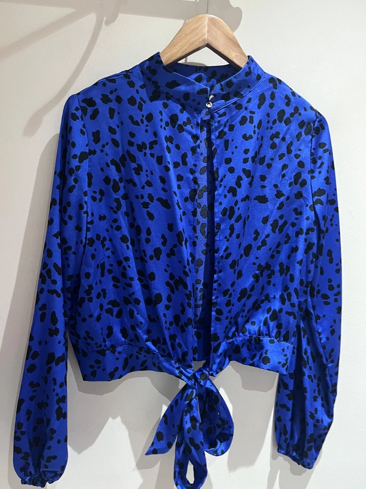 New Look Top Size 16 Blue Satin Cropped High Neck Split Back Blouse Party Occasi - Image 3 of 4