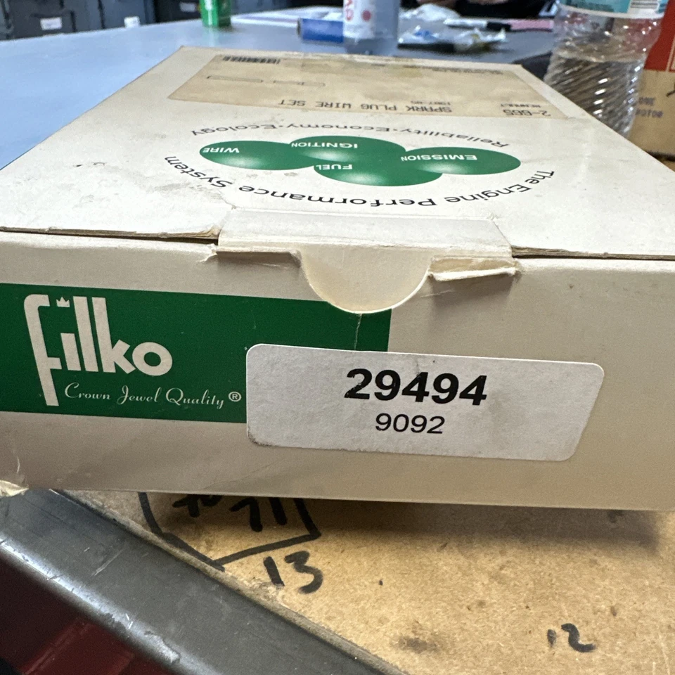 Filko Spark Plug 线套装 2-665,适用于 4 气缸 AMC 雷诺 1985 - 1987,全新无标签 — 第 3/4 张图片
