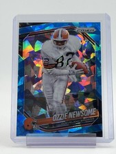 OZZIE NEWSOME 2025 PANINI PRIZM BLUE CRACKED ICE /99 #60 BROWNS FOOTBALL Q6766