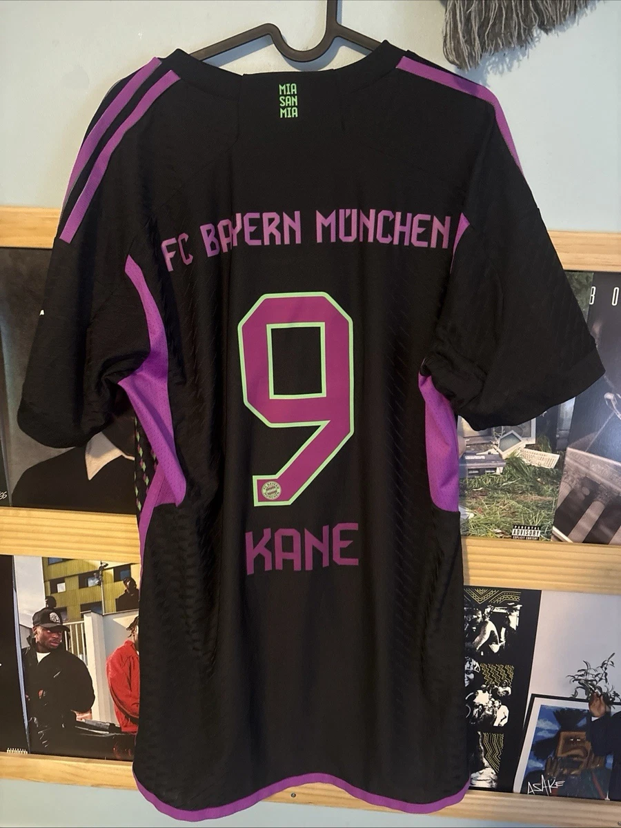 Bayern Munich Size XL International Club Soccer Fan Jerseys for