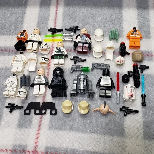 LEGO Star Wars Minifigure Parts And Accessories Lot **FAST FREE SHIPPING **