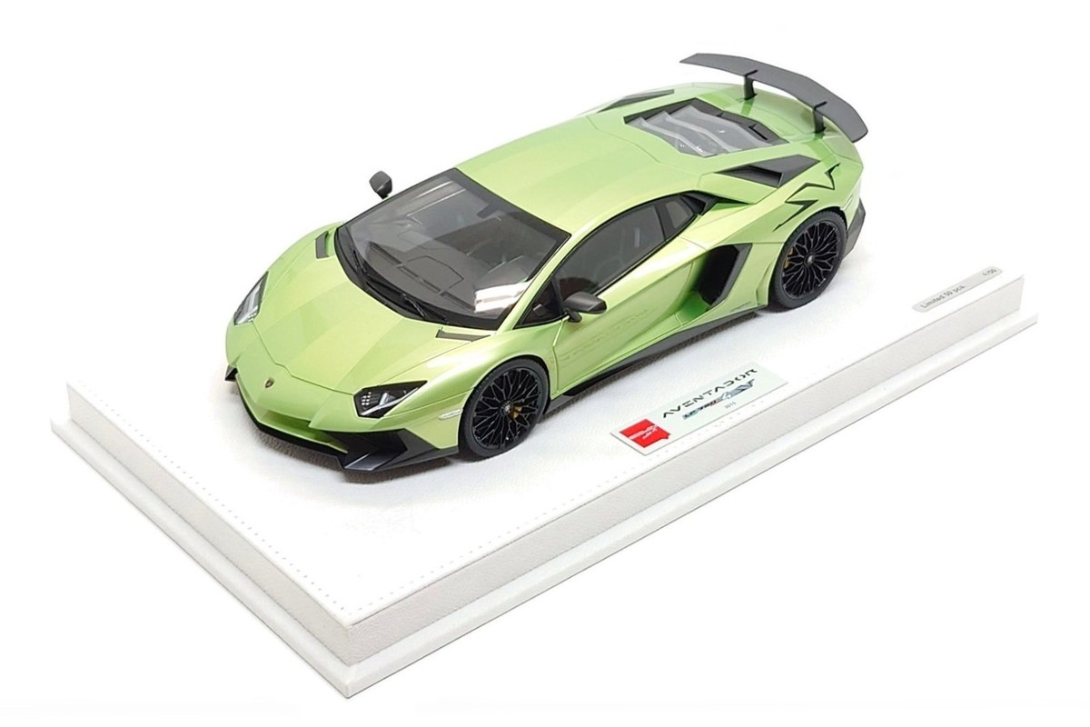 Make Up Eidolon 1:18 Lamborghini Aventador LP750-4 SV in Verde