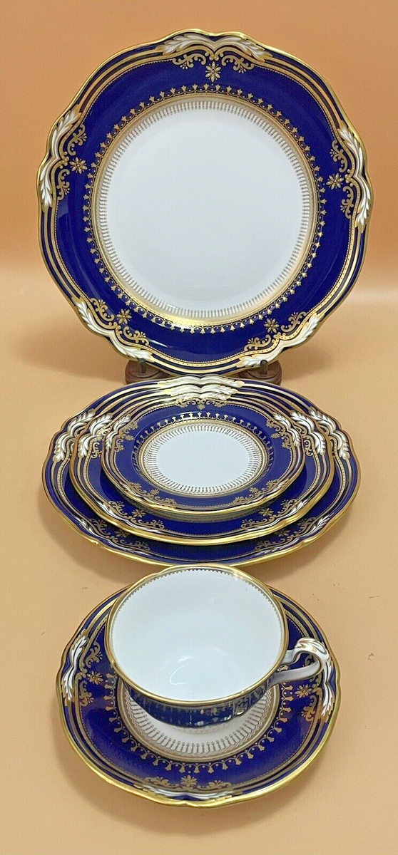 Spode Lancaster Cobalt - One Six Piece Place Setting (B) - Raised