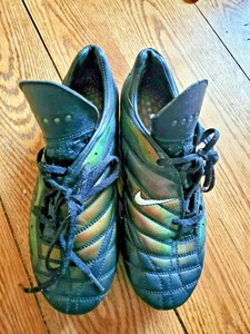 nike air zoom soccer cleats