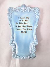 VTG Ceramic Wall Pocket Scissor Holder Caddy Keeper Vase Kitschy Blue gold 1987