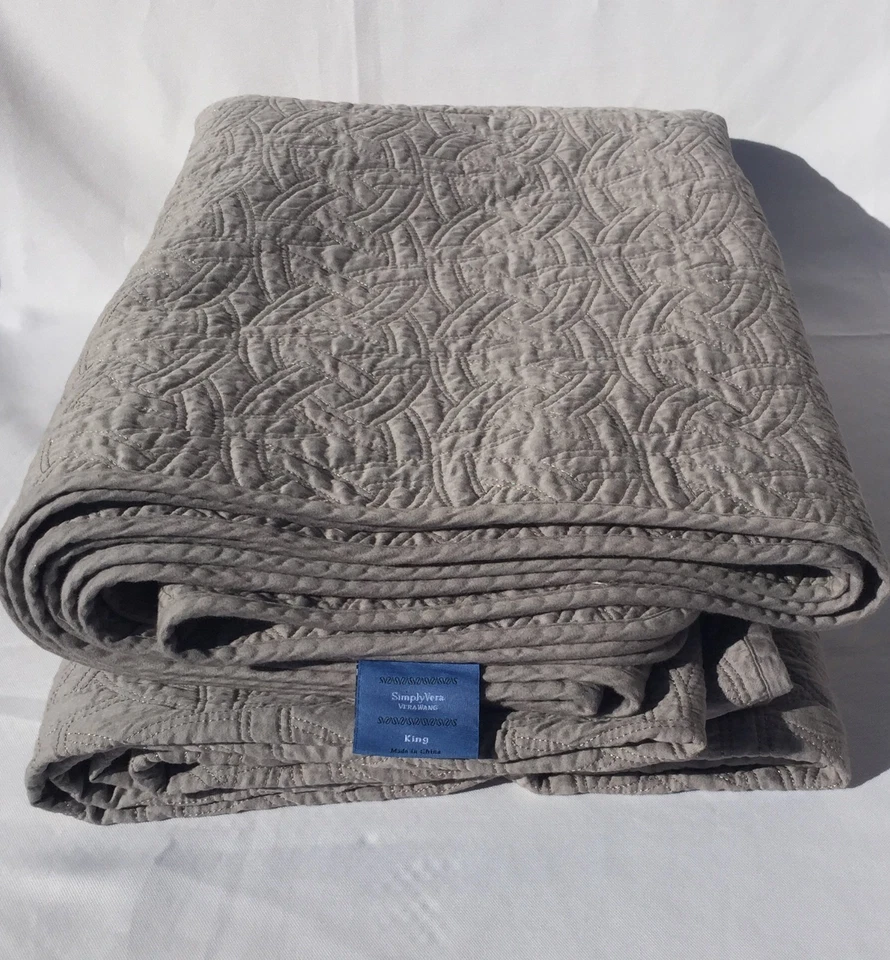 Funda Simply Vera Wang acolchada King (LEER) Foto 2 de 4