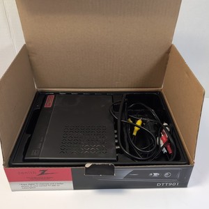 Zenith DIGITAL TV TUNER Converter Box DTT901 With Remote Untested 