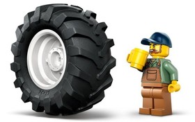 LEGO City  Tractor (204 Pieces) 60498 2026