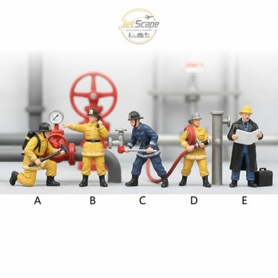 1:87 Scale Firefighter Figure Closing Industrial Valve for Model Railroads
