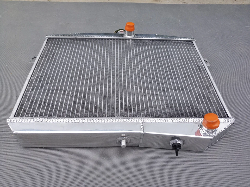 Aluminum Radiator For Volvo Amazon Combi P1800 S/E/ES B18 B20 GT 1959-1973 1972 - Image 3 of 4