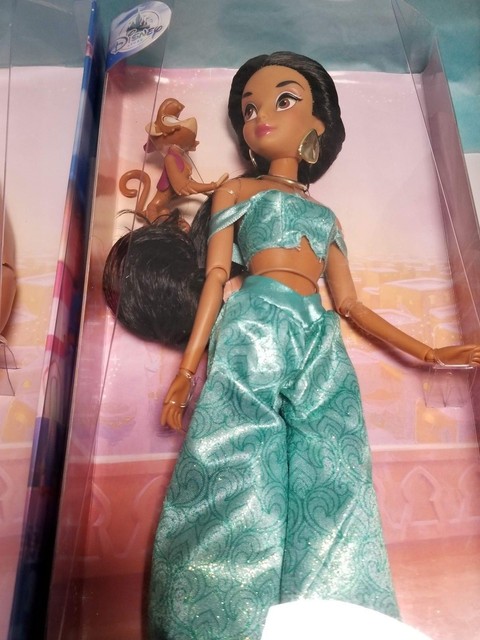 aladdin classic doll