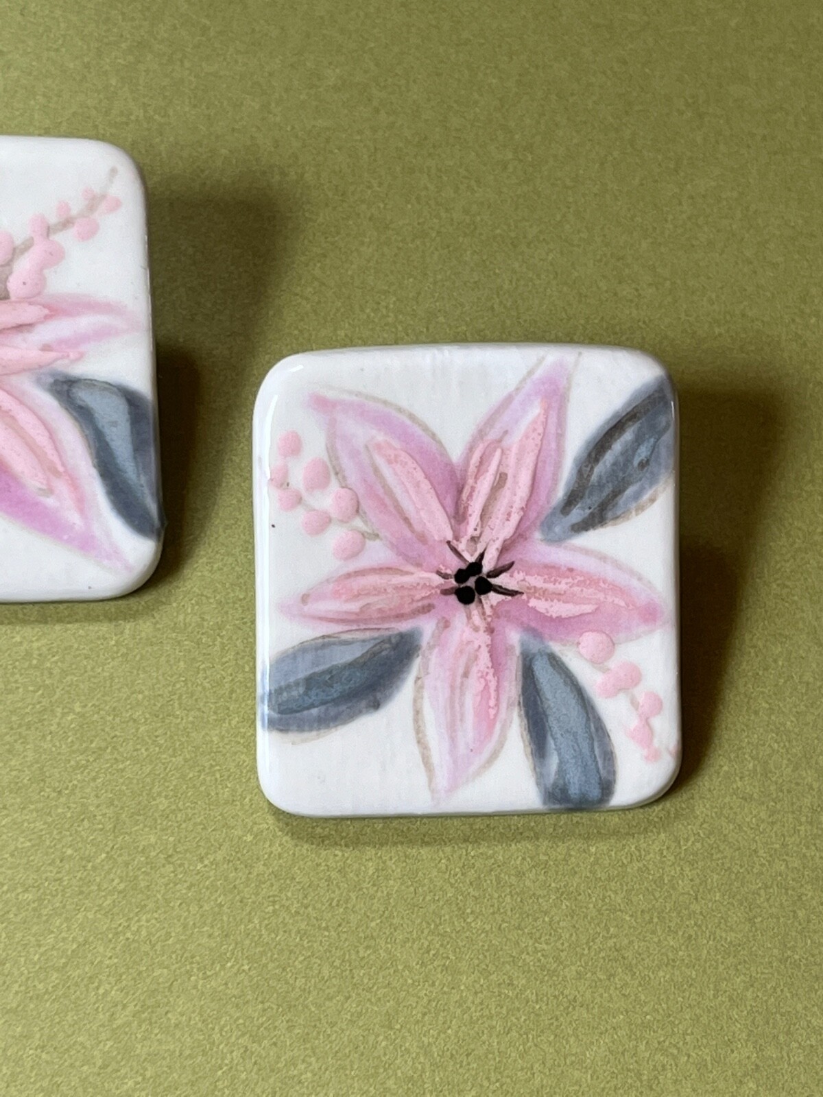 Handmade Large White Rectangle Painted w Pink Spi… - image 3