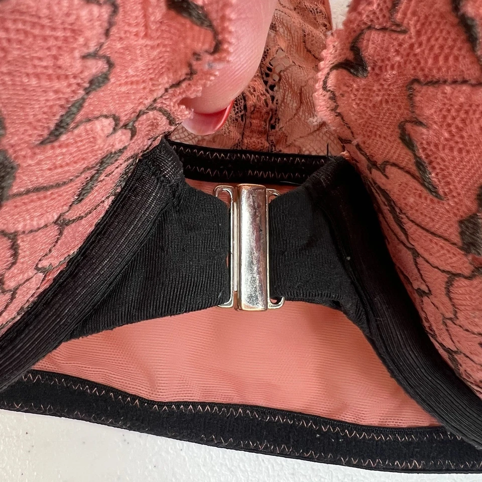 Sujetador Cacique 40DD Boost Plunge espalda deportiva ligeramente forrado acolchado con aros para mujer’s Foto 3 de 4